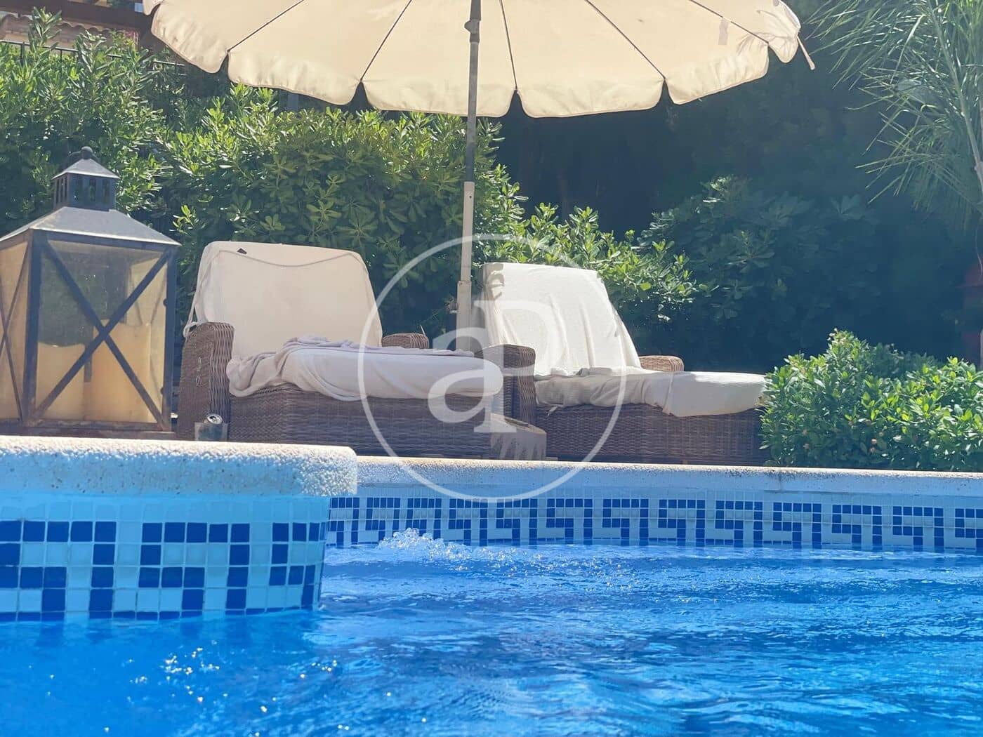 5 bedroom Villa for sale in Torrent with pool - € 750,000 (Ref: 9525690)