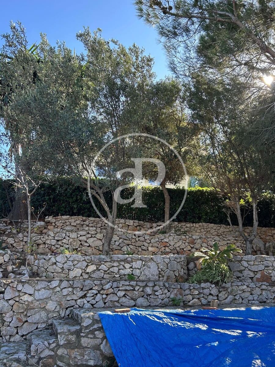 5 bedroom Villa for sale in Torrent with pool - € 750,000 (Ref: 9525690)