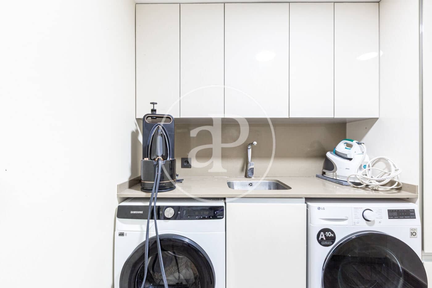 5 soverom Villa til salgs i Torrent med svømmebasseng - € 750 000 (Ref: 9525690)