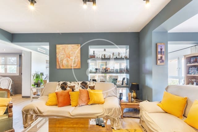 Chalet de 5 habitaciones en Torrent en venta con piscina - 750.000 € (Ref: 9525690)