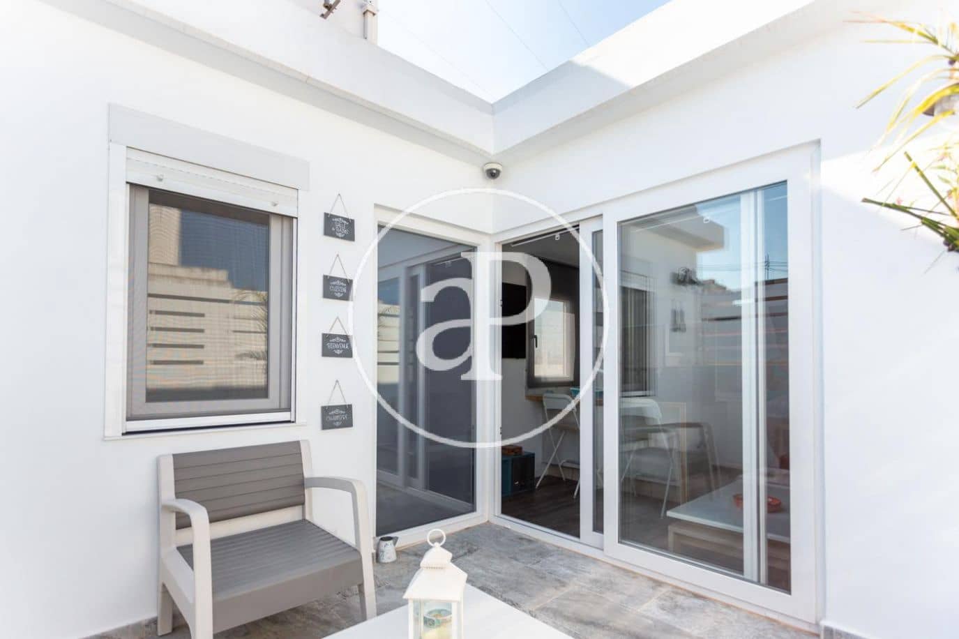 3 makuuhuone Kattohuoneisto vuokrattavana paikassa Valencia kaupunki - 1 600 € (Ref: 9525693)