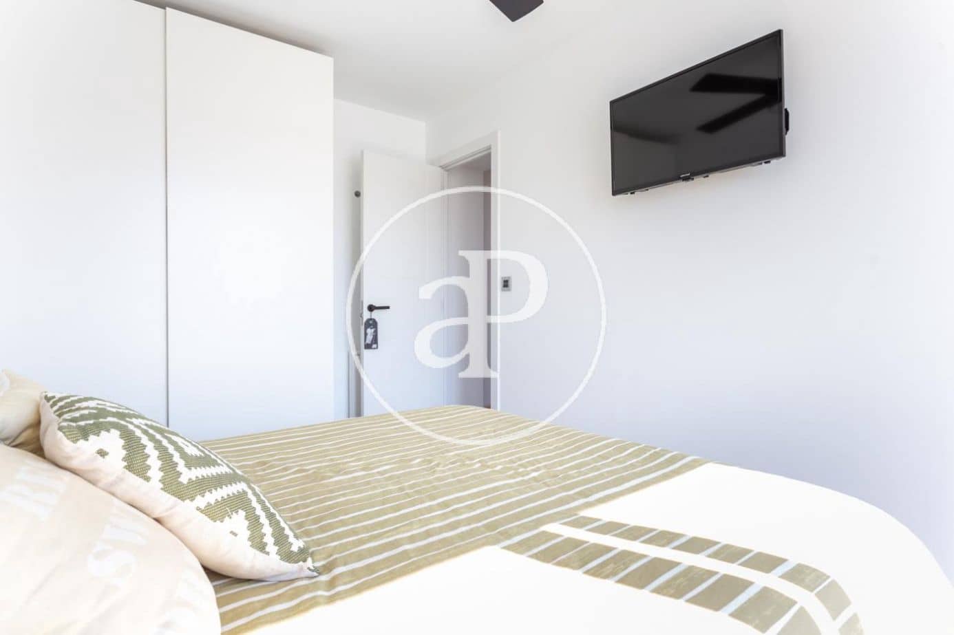 3 makuuhuone Kattohuoneisto vuokrattavana paikassa Valencia kaupunki - 1 600 € (Ref: 9525693)