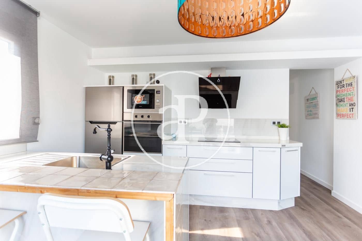 3 makuuhuone Kattohuoneisto vuokrattavana paikassa Valencia kaupunki - 1 600 € (Ref: 9525693)