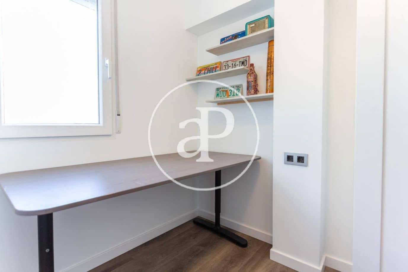 3 makuuhuone Kattohuoneisto vuokrattavana paikassa Valencia kaupunki - 1 600 € (Ref: 9525693)