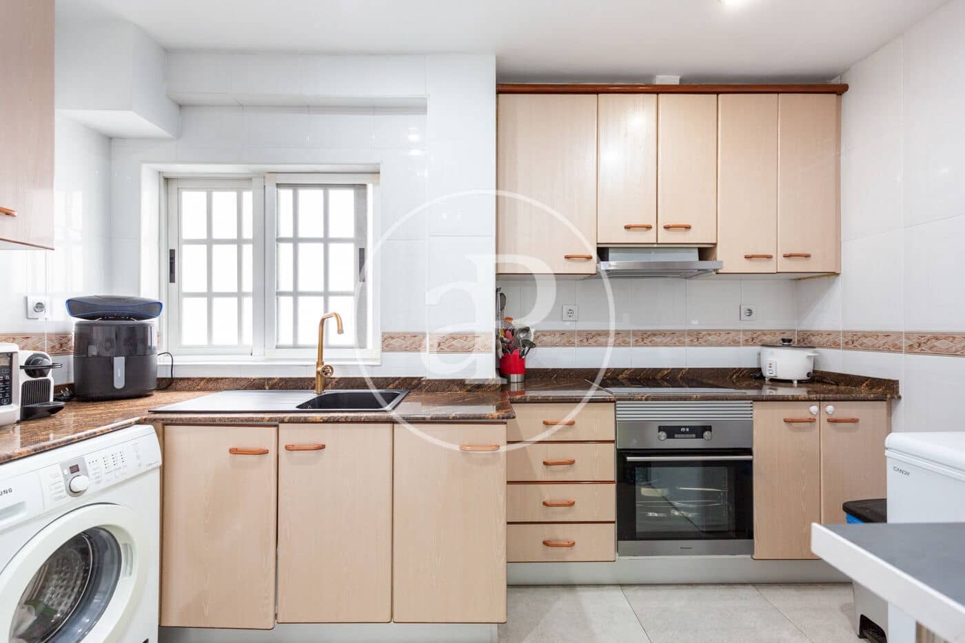 4 slaapkamer Appartement te koop in Valencia stad - € 340.000 (Ref: 9525694)