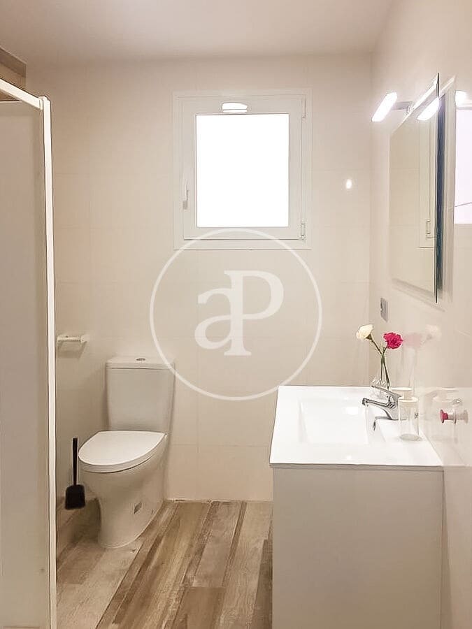 Villa for sale in Castello de la Plana - € 125,000 (Ref: 9532004)