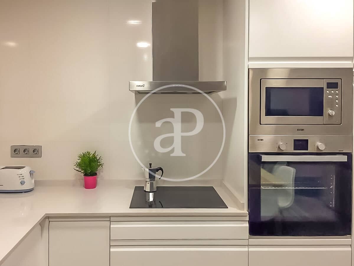 Villa for sale in Castello de la Plana - € 125,000 (Ref: 9532004)