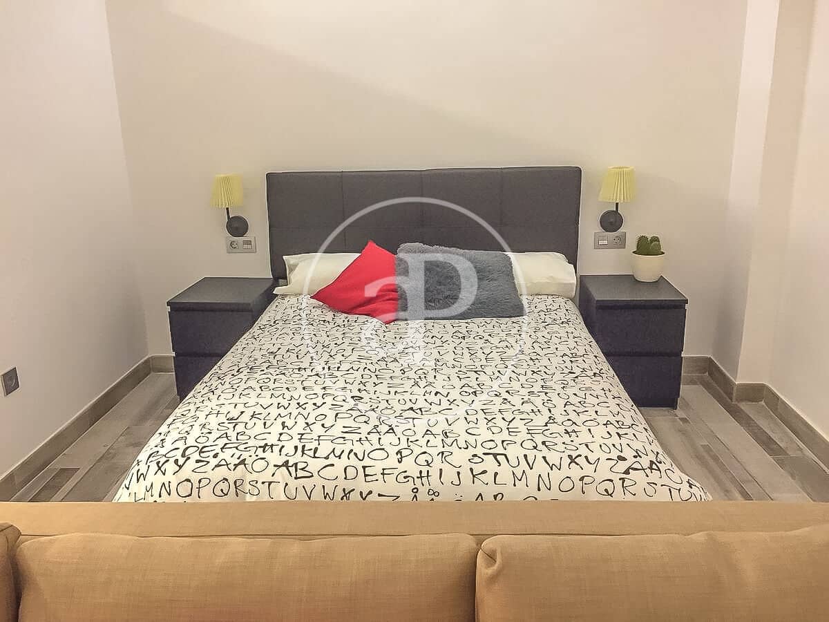 Villa for sale in Castello de la Plana - € 125,000 (Ref: 9532004)