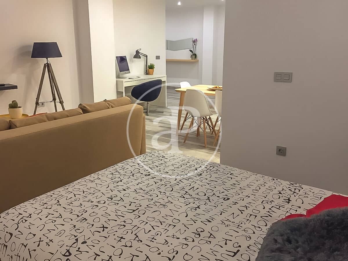 Villa for sale in Castello de la Plana - € 125,000 (Ref: 9532004)