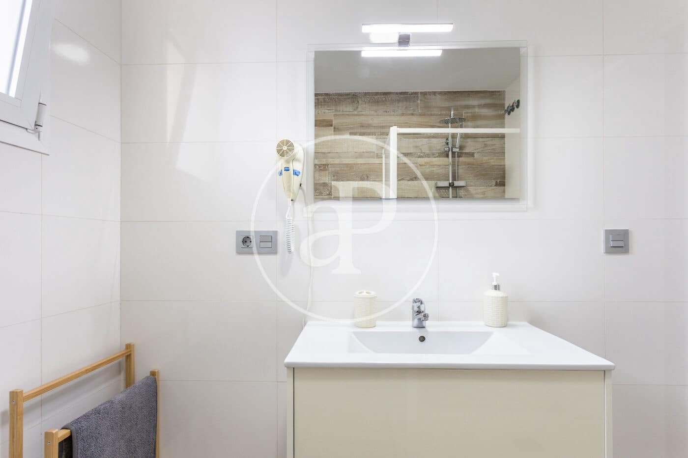 Villa in vendita in Castello de la Plana - 117.000 € (Rif: 9532004)