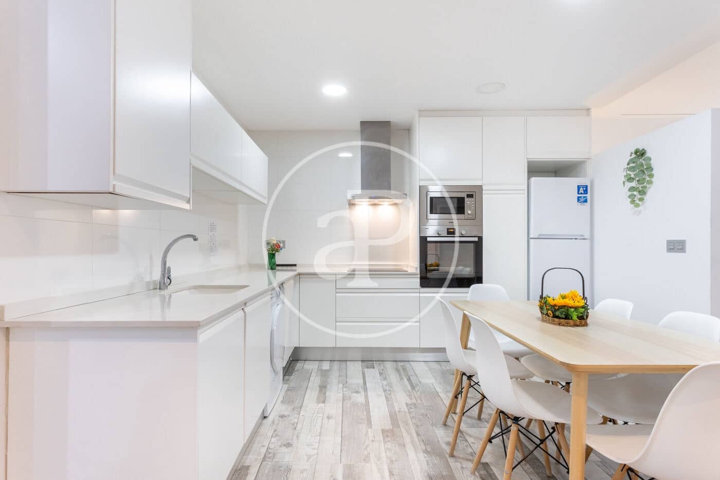 Villa in vendita in Castello de la Plana - 117.000 € (Rif: 9532004)