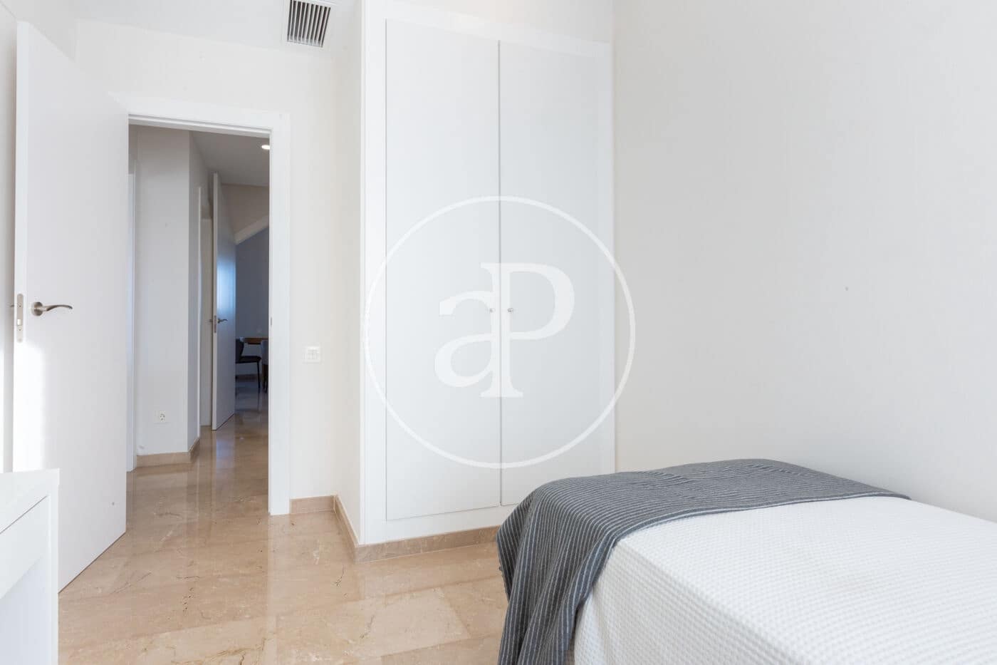 Ático de 4 habitaciones en València ciudad en venta - 750.000 € (Ref: 9532007)
