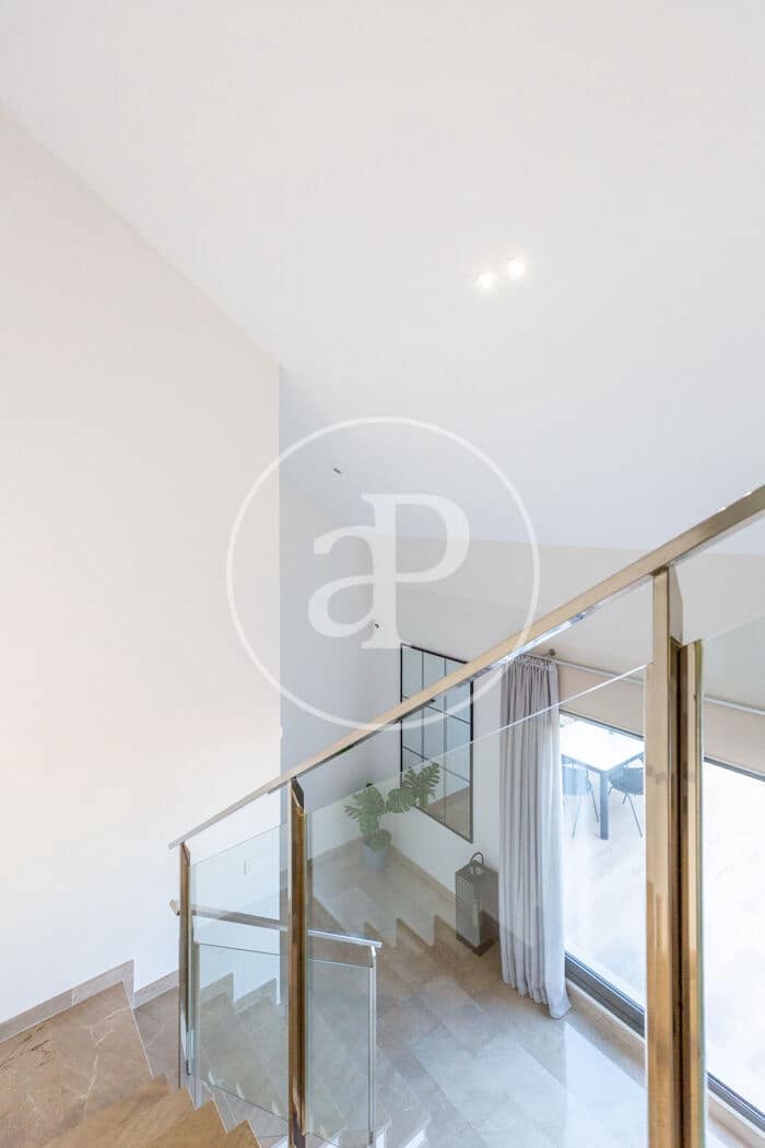 Ático de 4 habitaciones en València ciudad en venta - 750.000 € (Ref: 9532007)