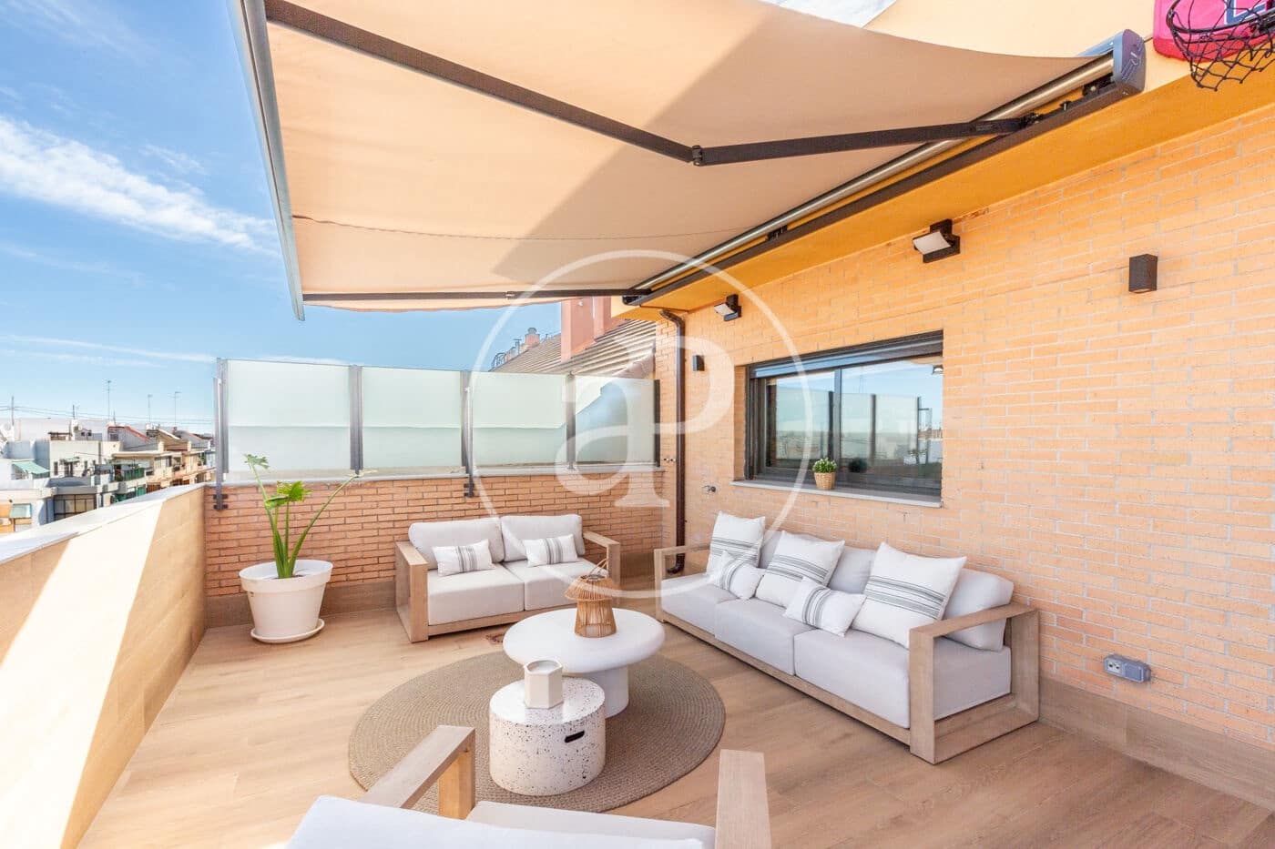 Ático de 4 habitaciones en València ciudad en venta - 750.000 € (Ref: 9532007)