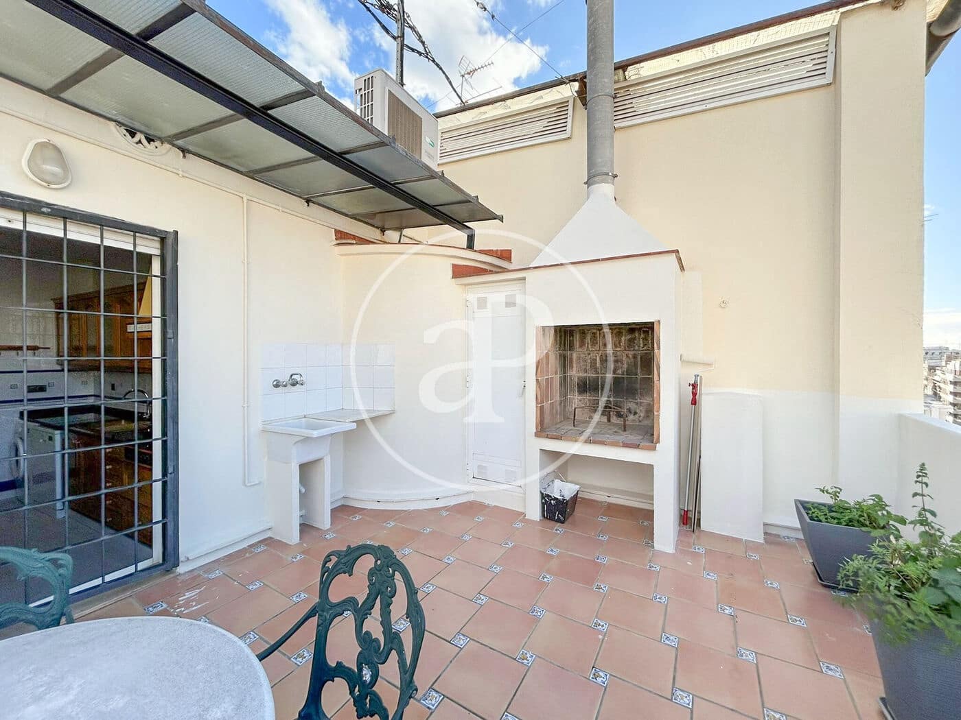 2 Zimmer Penthouse zu vermieten in Valencia Stadt - 3.500 € (Ref: 9536012)