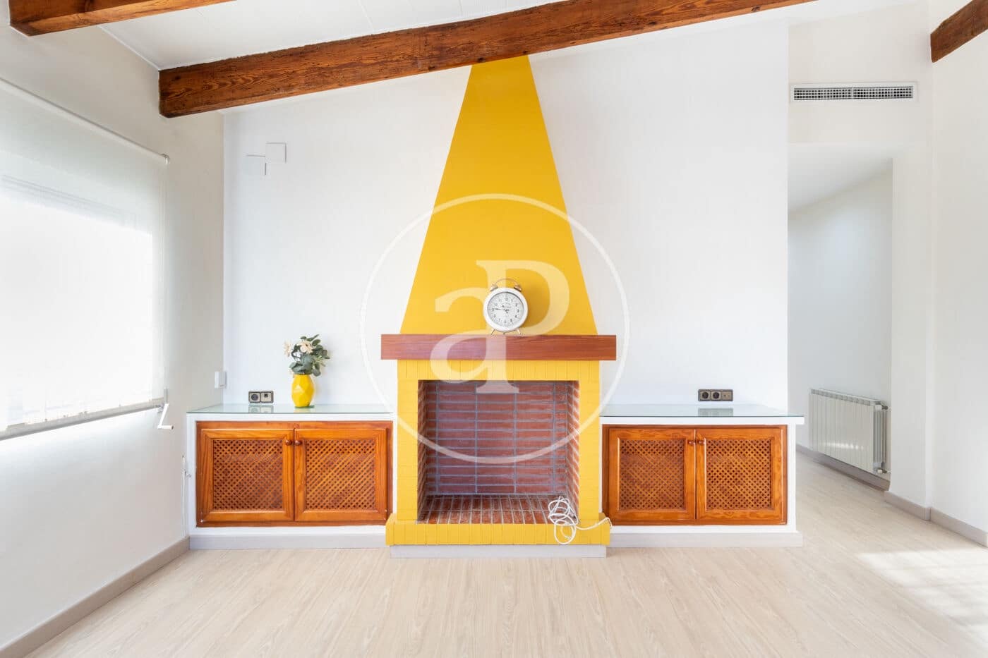 2 bedroom Penthouse for rent in Valencia city - € 3,500 (Ref: 9536012)