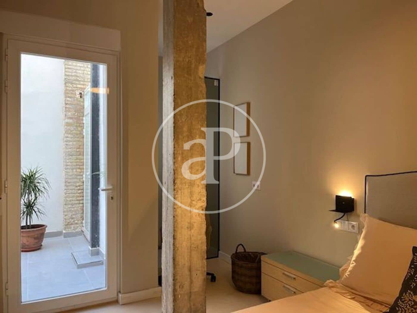 2 Zimmer Apartment zu vermieten in Valencia Stadt - 1.600 € (Ref: 9536014)