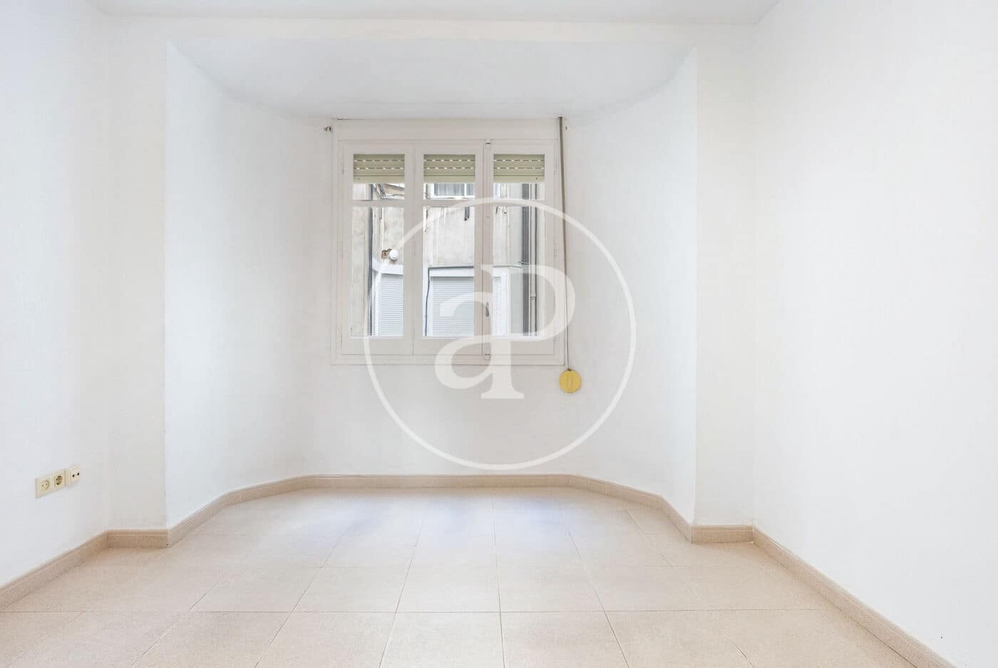 2 bedroom Apartment for rent in Valencia city - € 1,350 (Ref: 9536015)
