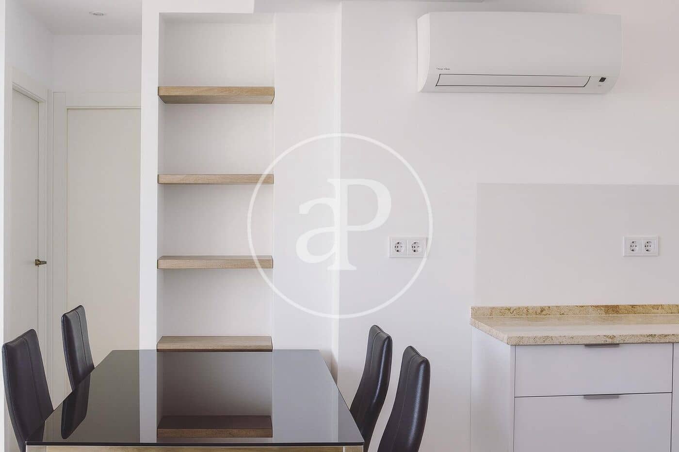 2 Zimmer Apartment zu vermieten in Valencia Stadt - 1.350 € (Ref: 9536016)