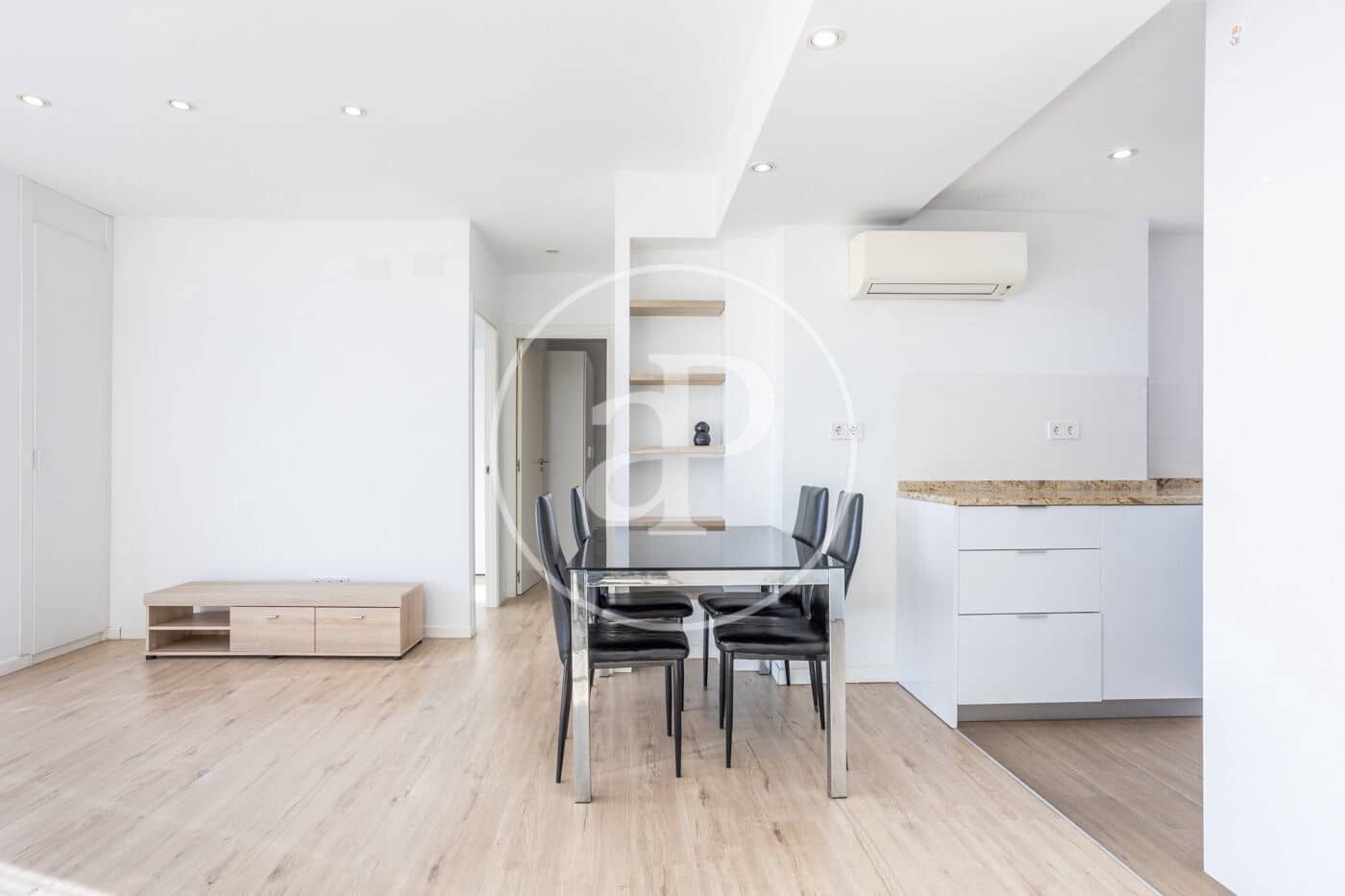 2 bedroom Apartment for rent in Valencia city - € 1,350 (Ref: 9536016)