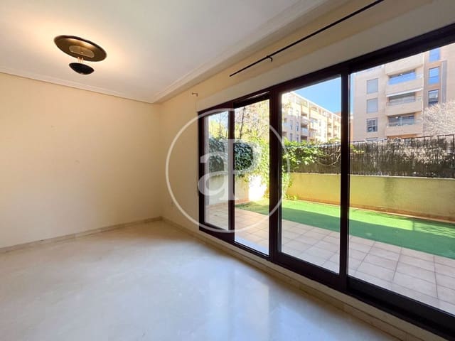 3 soverom Leilighet til leie i Sant Pau, Valencia by med svømmebasseng - € 1 800 (Ref: 9536017)