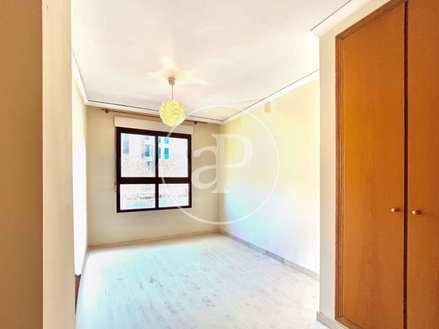 3 soverom Leilighet til leie i Sant Pau, Valencia by med svømmebasseng - € 1 800 (Ref: 9536017)