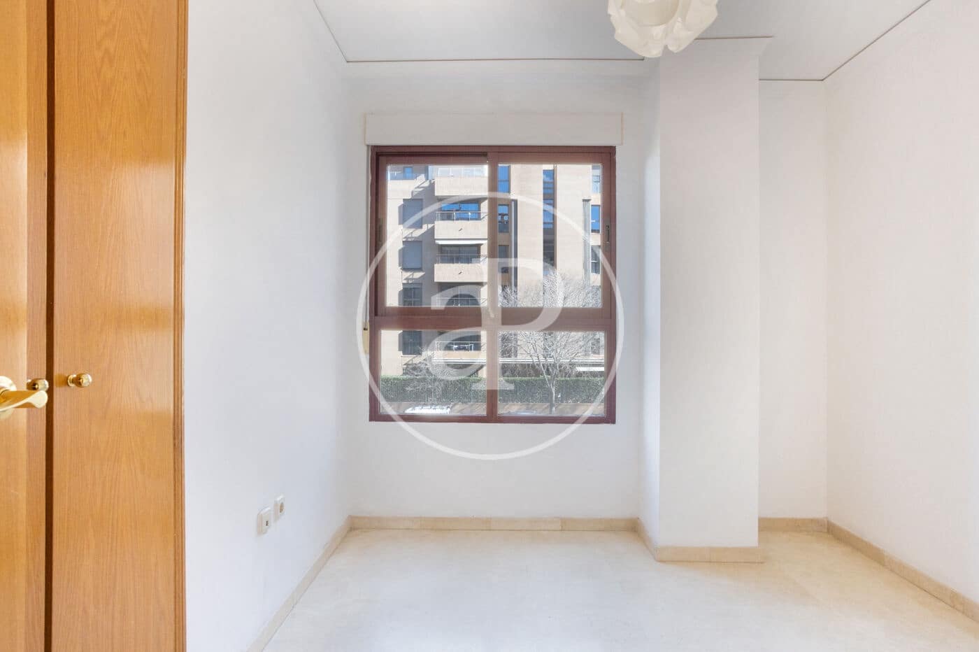 3 bedroom Apartment for rent in Valencia city with pool - € 1,700 (Ref: 9536017)