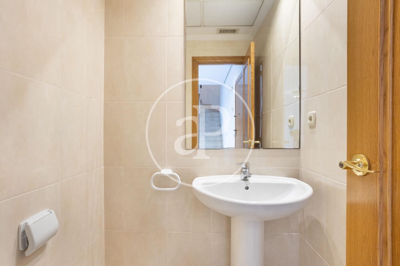 3 bedroom Apartment for rent in Valencia city with pool - € 1,700 (Ref: 9536017)