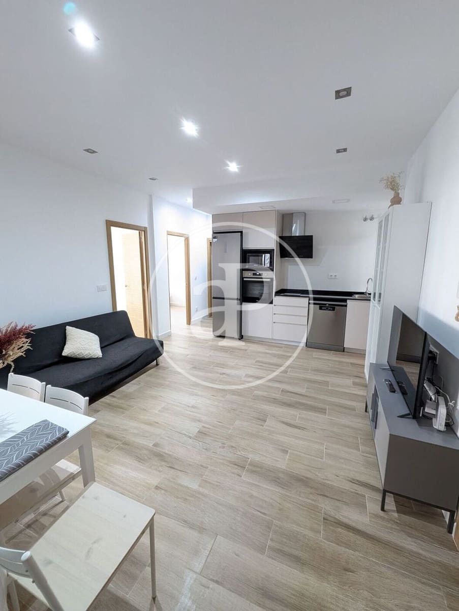 4 Zimmer Apartment zu vermieten in Valencia Stadt - 2.000 € (Ref: 9536020)