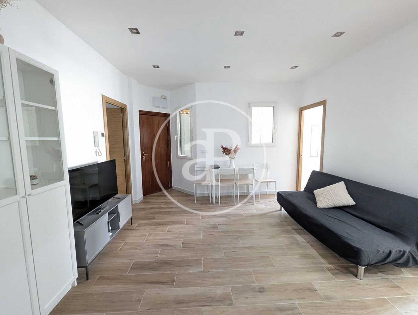 4 Zimmer Apartment zu vermieten in Valencia Stadt - 2.000 € (Ref: 9536020)