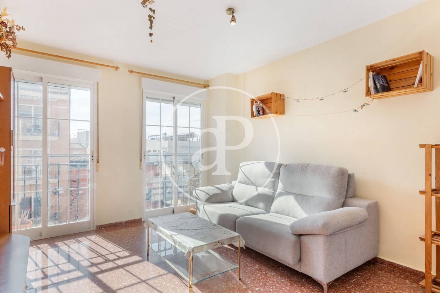 3 bedroom Apartment for rent in Moncada - € 1,200 (Ref: 9536022)