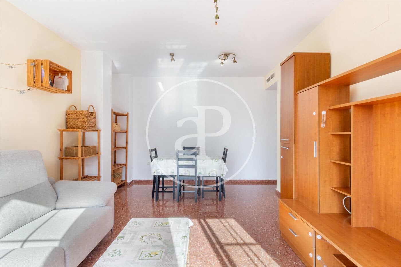 3 bedroom Apartment for rent in Moncada - € 1,200 (Ref: 9536022)