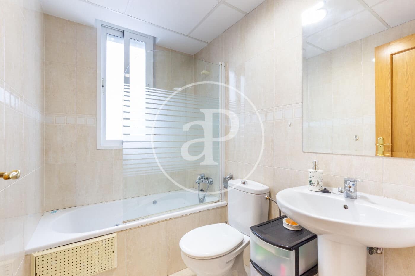 3 bedroom Apartment for rent in Moncada - € 1,200 (Ref: 9536022)