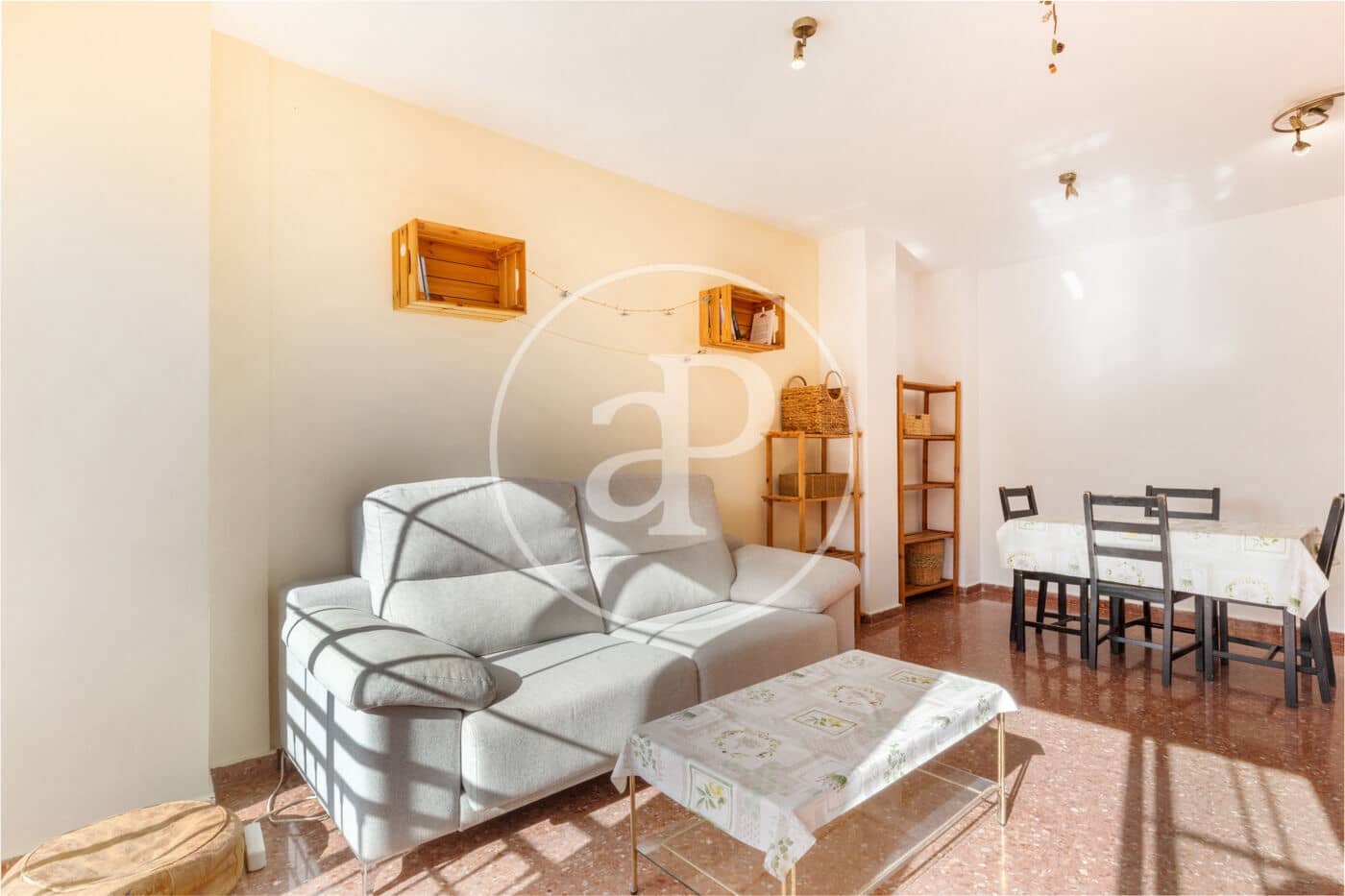 3 bedroom Apartment for rent in Moncada - € 1,200 (Ref: 9536022)