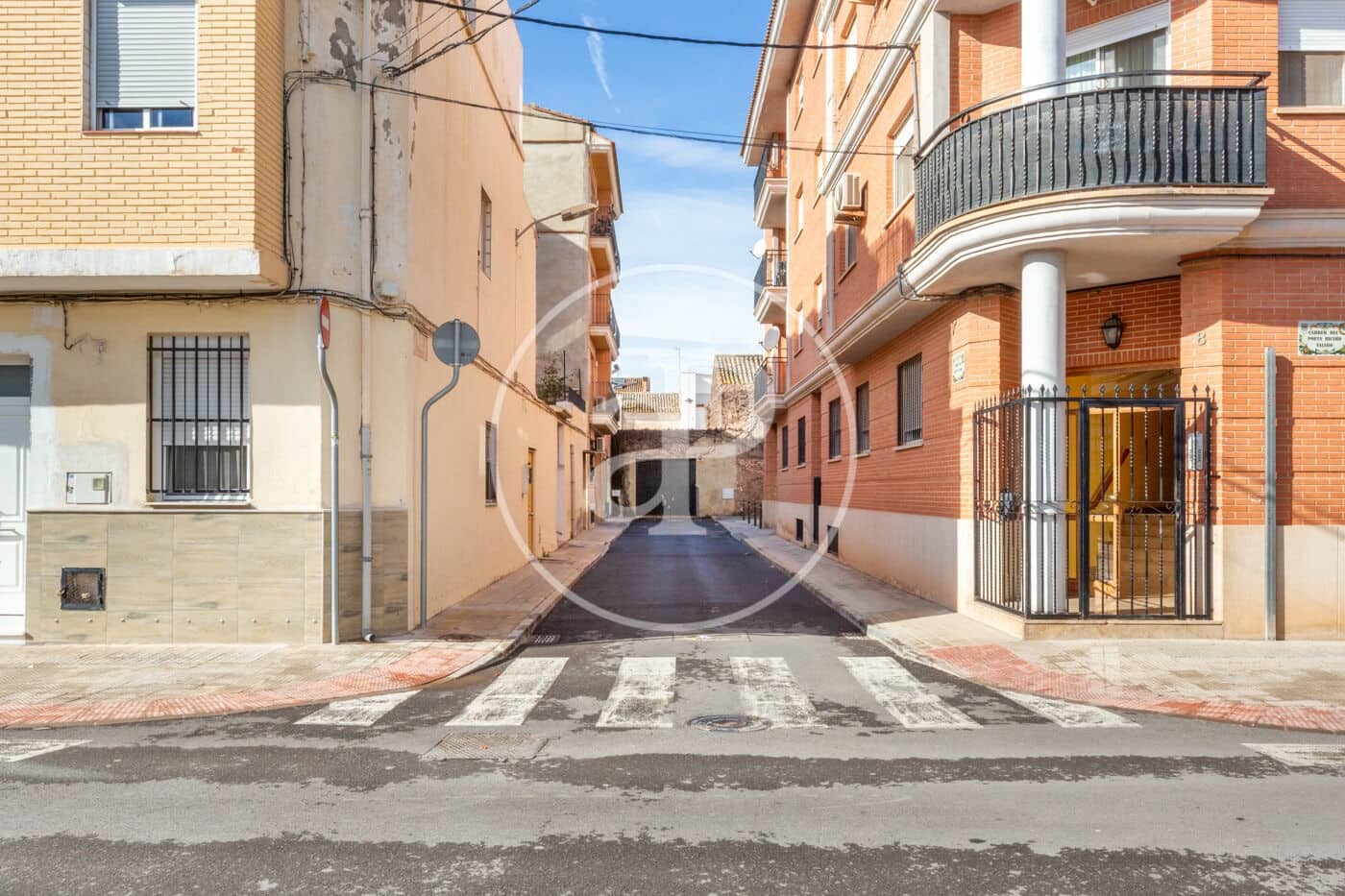 3 bedroom Apartment for rent in Moncada - € 1,200 (Ref: 9536022)