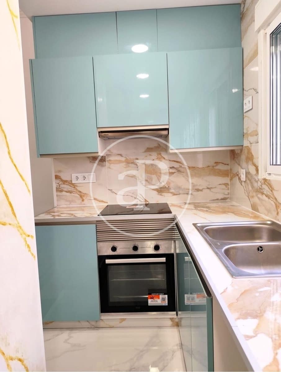 5 Zimmer Apartment zu vermieten in Valencia Stadt - 1.600 € (Ref: 9536023)