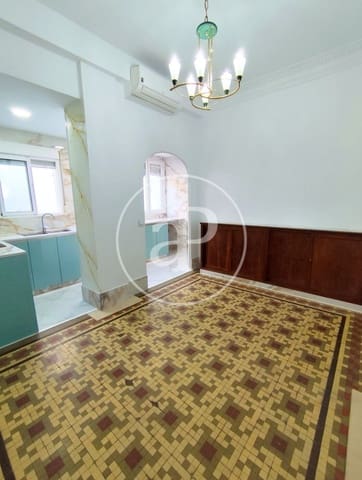 5 Zimmer Apartment zu vermieten in Arrancapins, València Stadt - 1.600 € (Ref: 9536023)