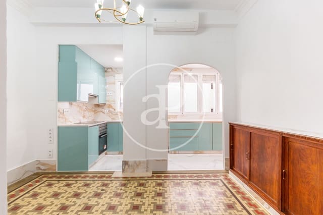 5 soveværelse Lejlighed til leje i Arrancapins, Valencia by - € 1.500 (Ref: 9536023)