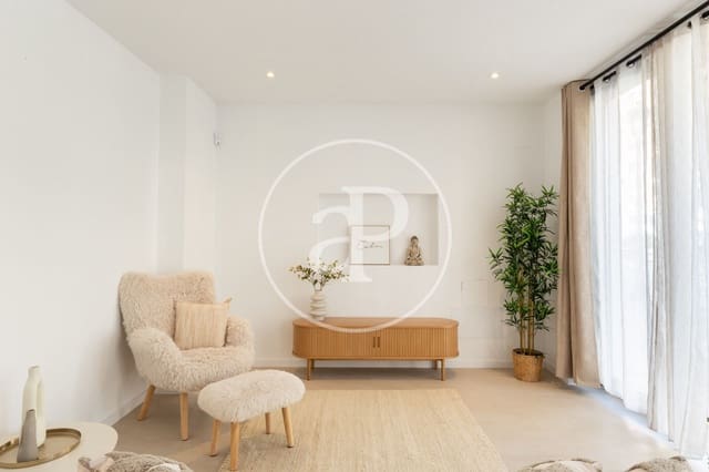 1 soveværelse Lejlighed til salg i Patraix, Valencia by - € 240.000 (Ref: 9541207)