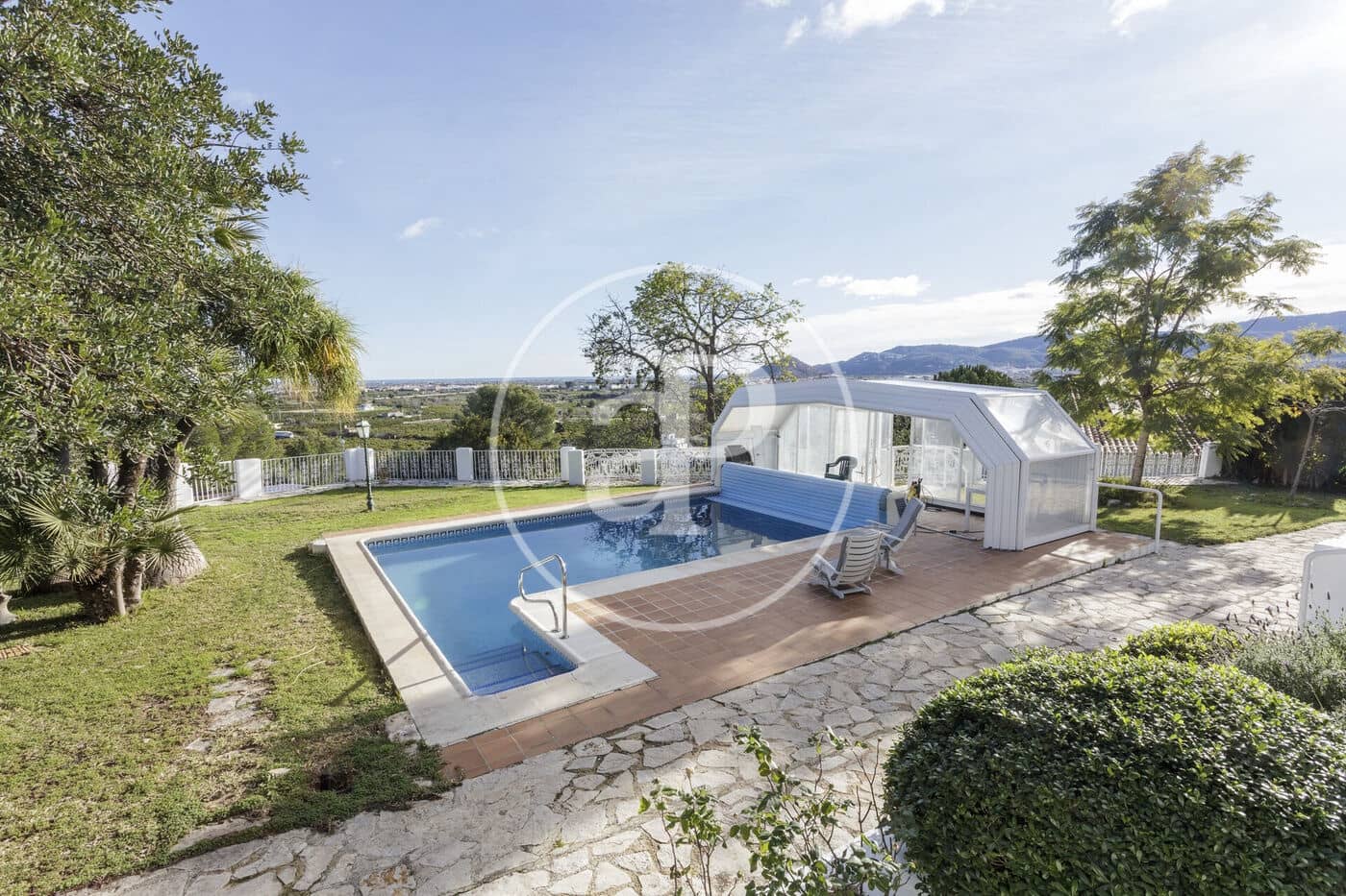 5 bedroom Villa for rent in Villalonga with pool - € 4,000 (Ref: 9541209)