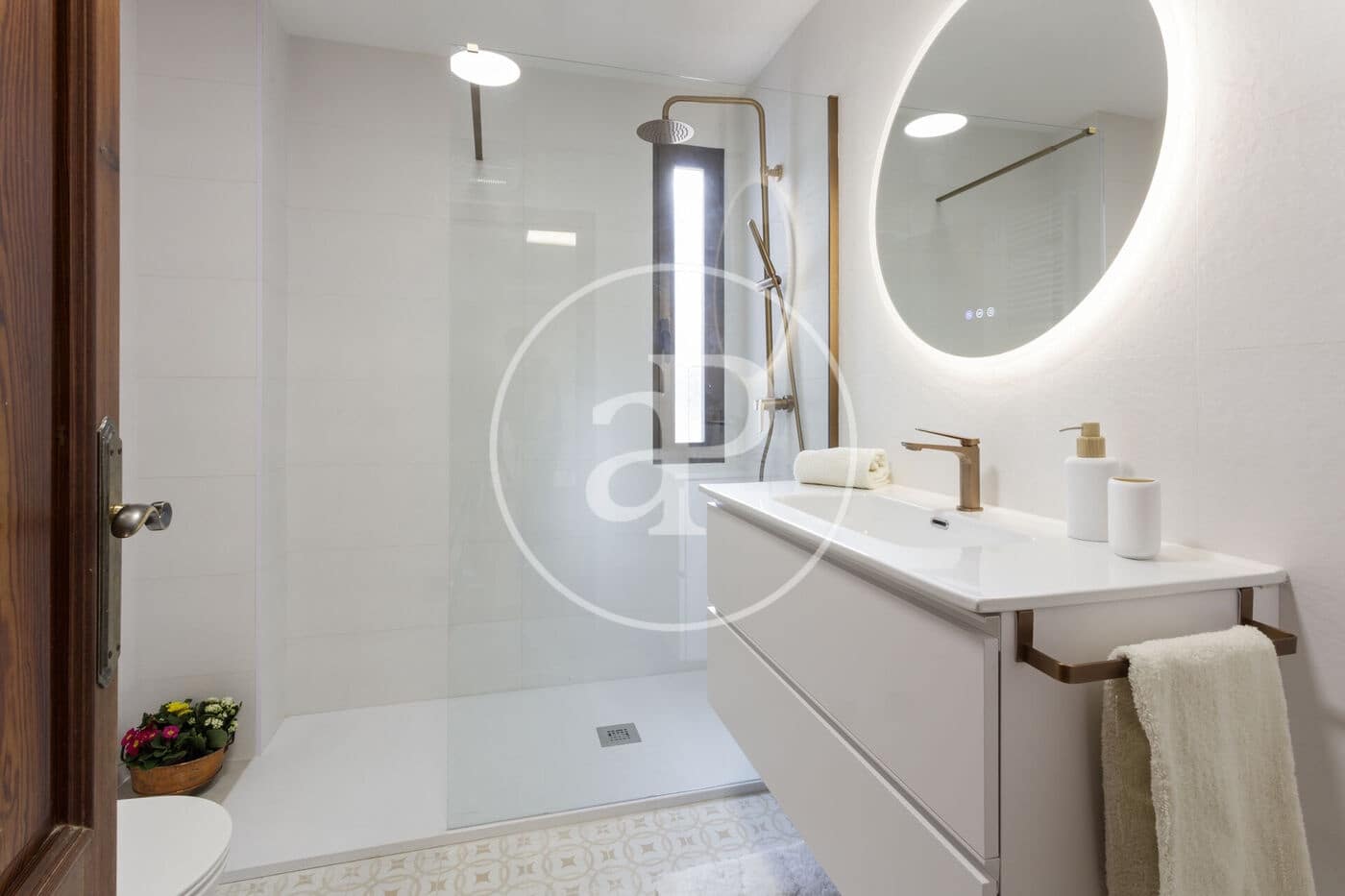 5 bedroom Villa for rent in Villalonga with pool - € 4,000 (Ref: 9541209)