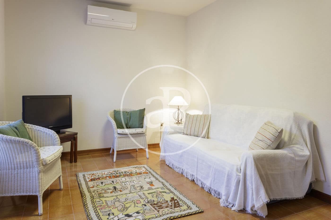 5 bedroom Villa for rent in Villalonga with pool - € 4,000 (Ref: 9541209)