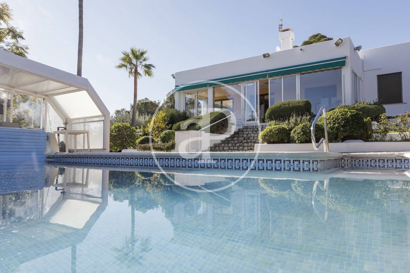 5 bedroom Villa for rent in Villalonga with pool - € 4,000 (Ref: 9541209)