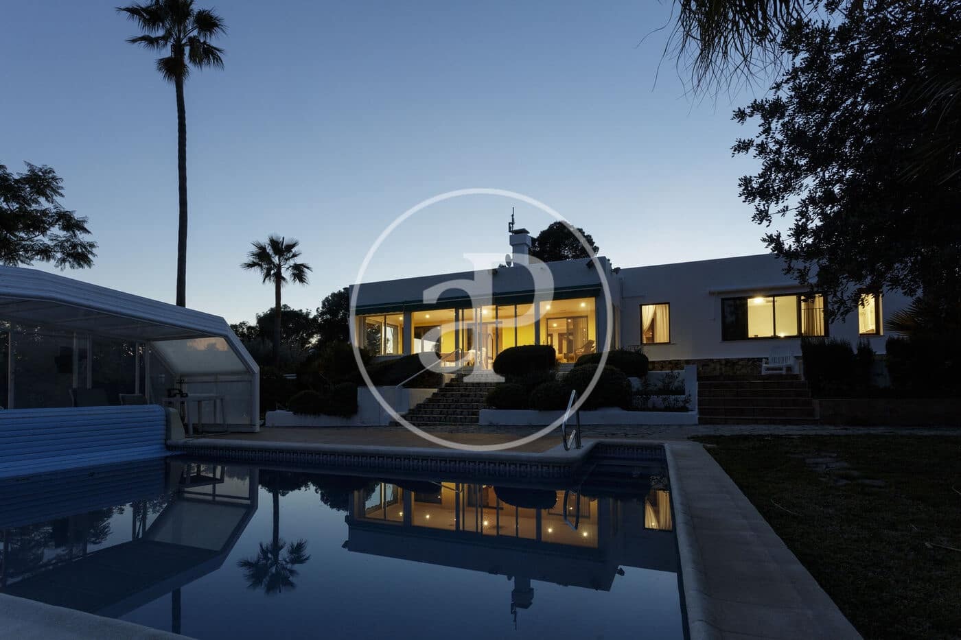 5 bedroom Villa for rent in Villalonga with pool - € 4,000 (Ref: 9541209)