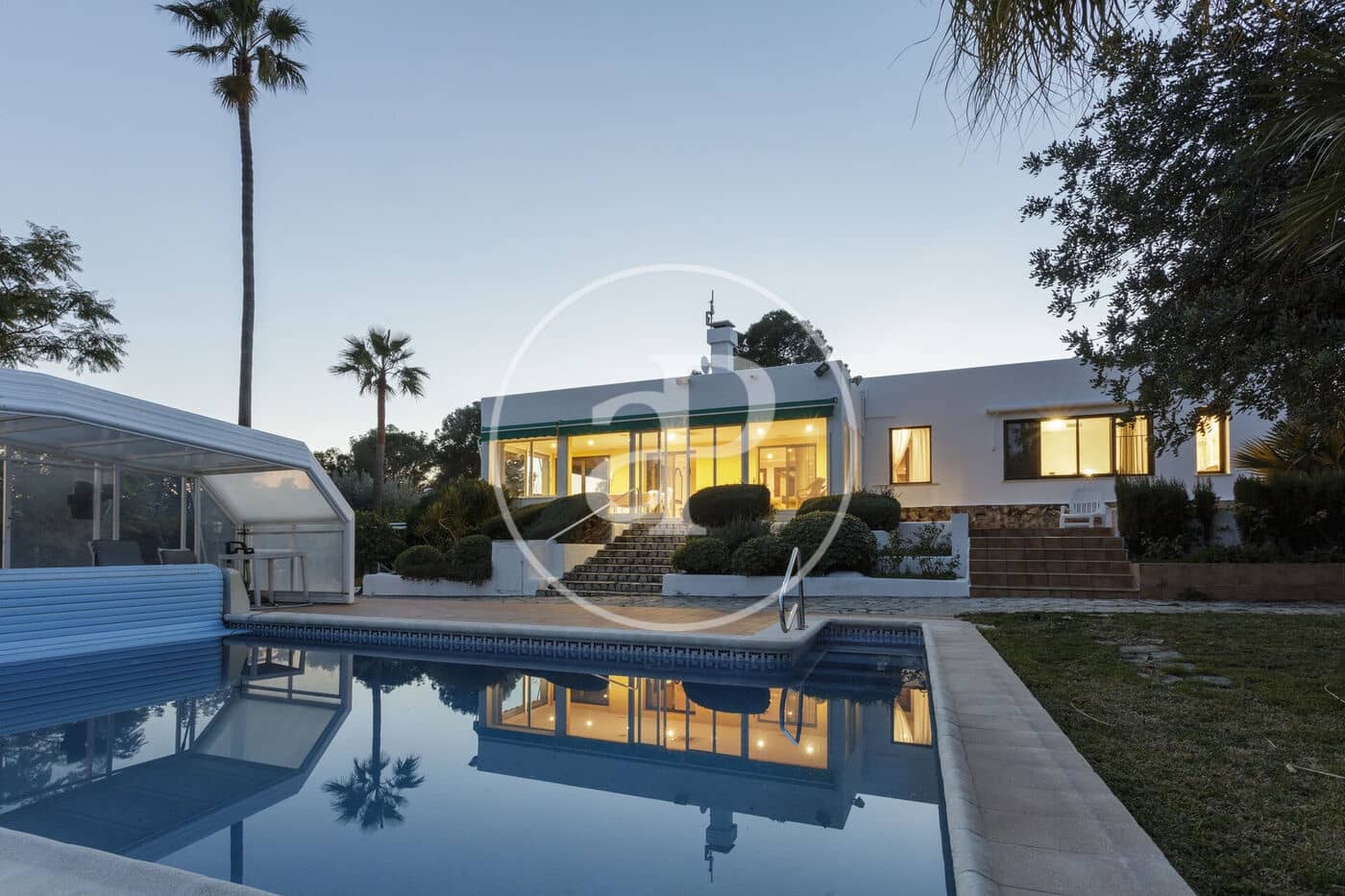 5 bedroom Villa for rent in Villalonga with pool - € 4,000 (Ref: 9541209)