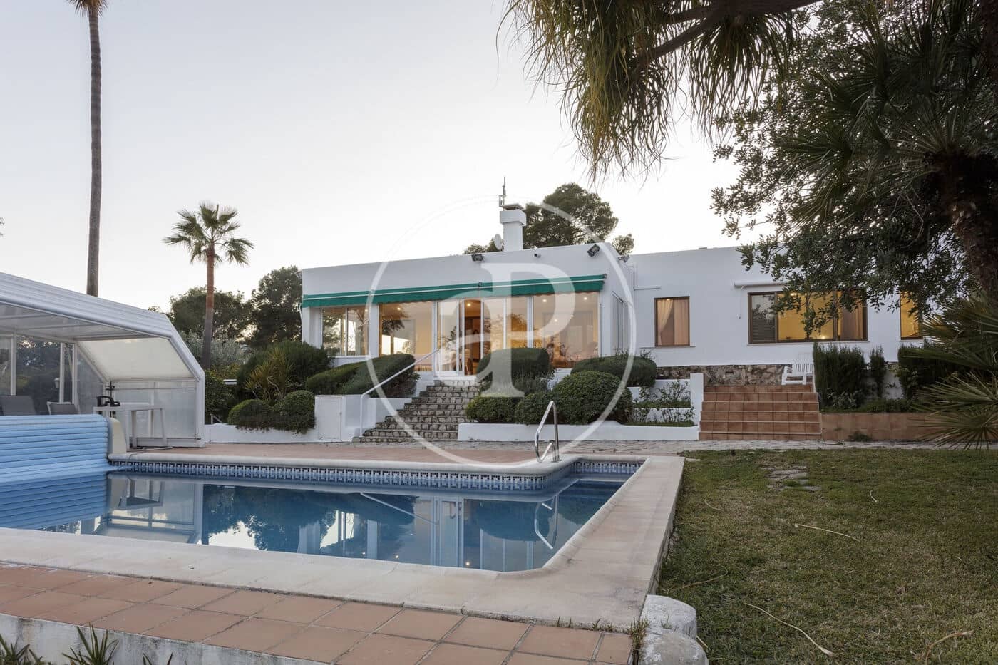 5 bedroom Villa for rent in Villalonga with pool - € 4,000 (Ref: 9541209)