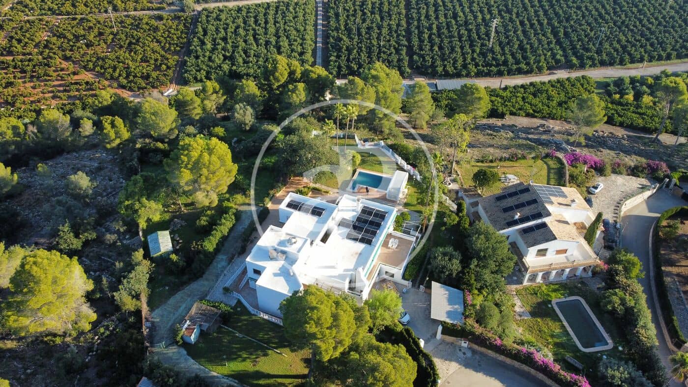 5 bedroom Villa for rent in Villalonga with pool - € 4,000 (Ref: 9541209)