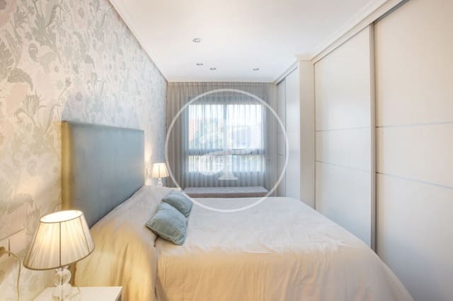 4 bedroom Apartment for sale in Cami Fondo, Valencia city - € 695,000 (Ref: 9541210)