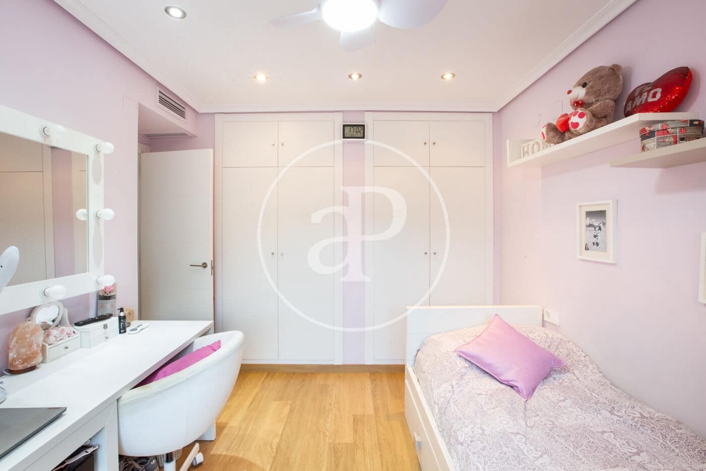 4 bedroom Apartment for sale in Valencia city - € 695,000 (Ref: 9541210)