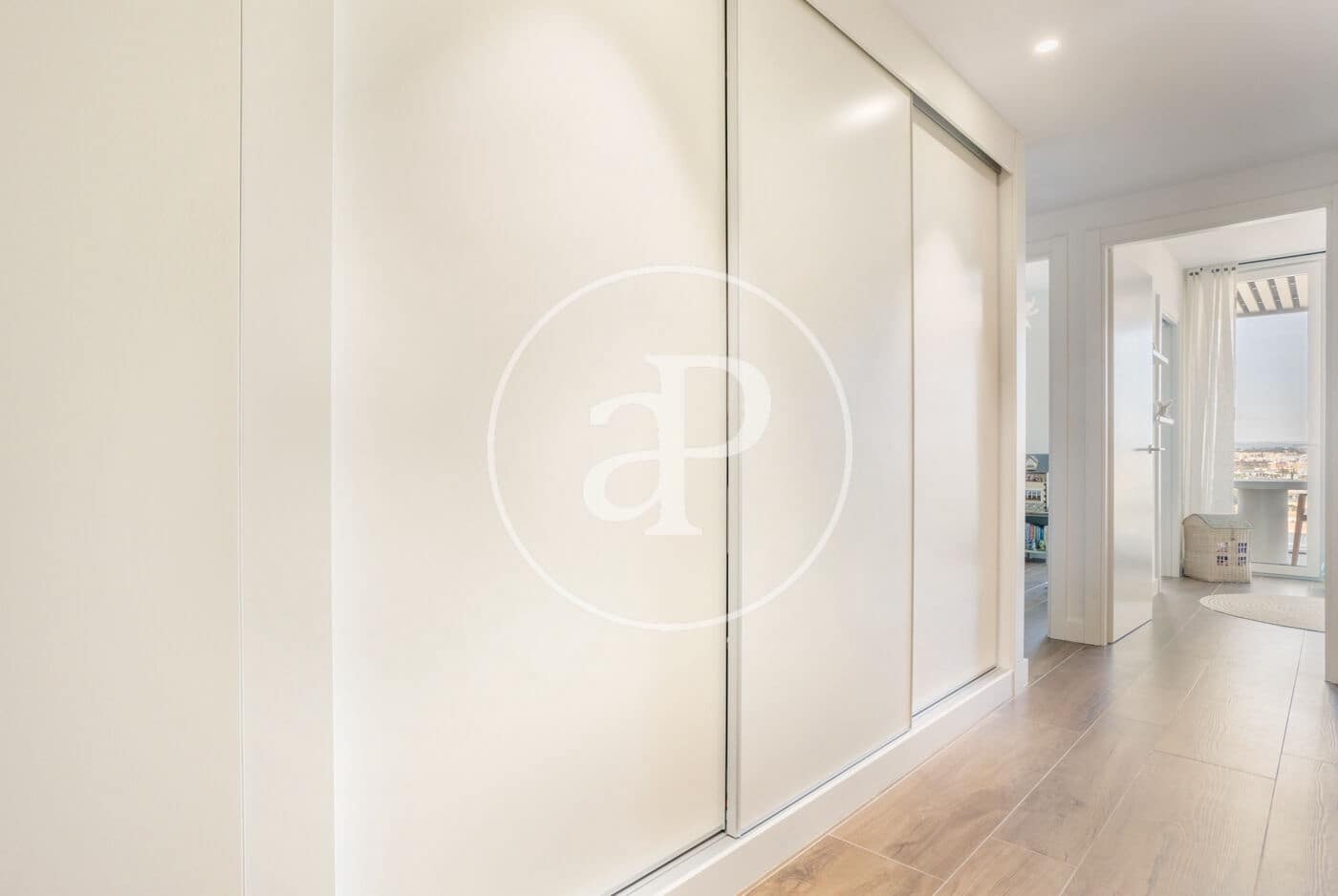 3 soveværelse Lejlighed til salg i Valencia by med swimmingpool - € 740.000 (Ref: 9541211)